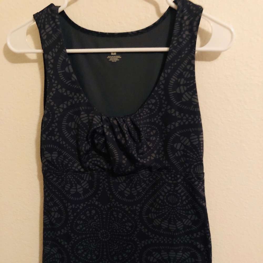 Patagonia work out tank top